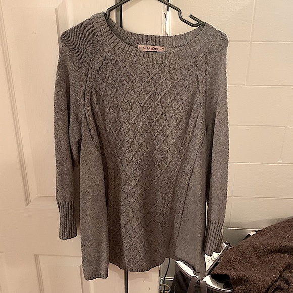 3 comfortable sweater - Picture 3 of 3